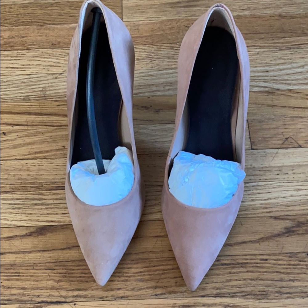 Beige pumps